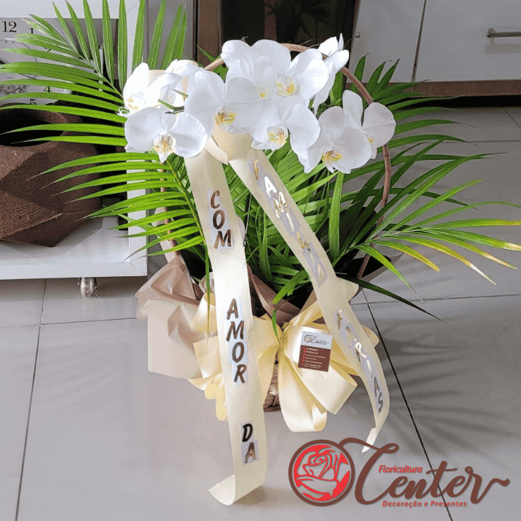 Orquídea na cesta